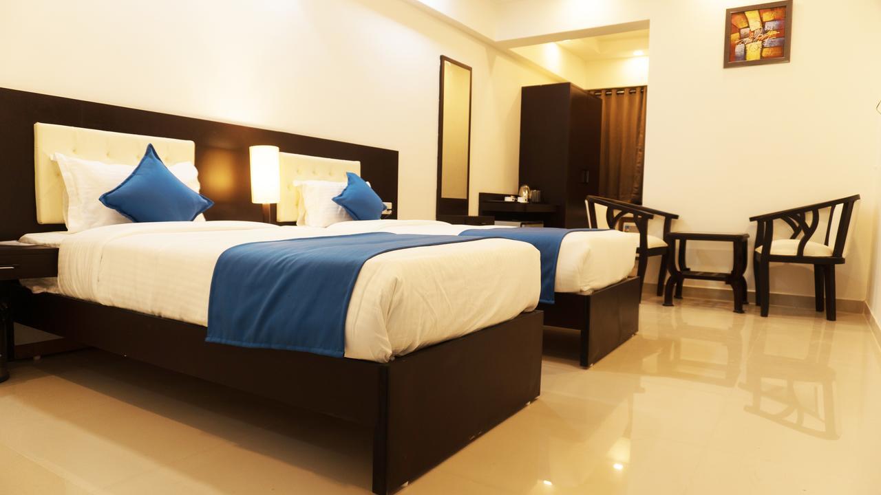 Hotel Max Inn Bhāgalpur Extérieur photo